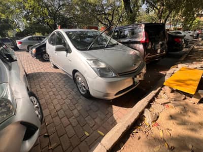 Toyota Prius 2010/14 vip car
