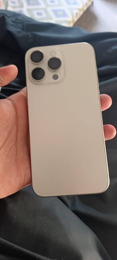 Apple iPhone 14 Pro Max and 15 pro max both are avalible