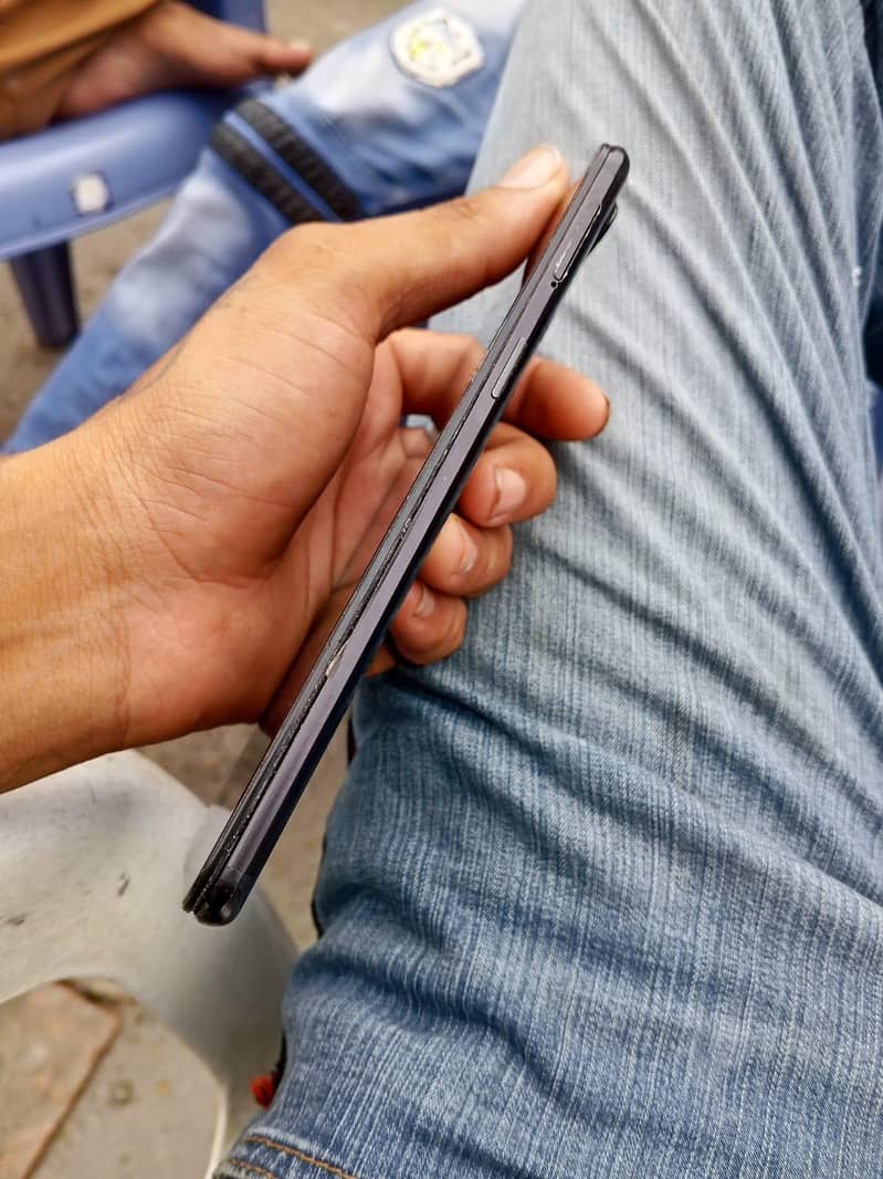 One Plus 5T 4