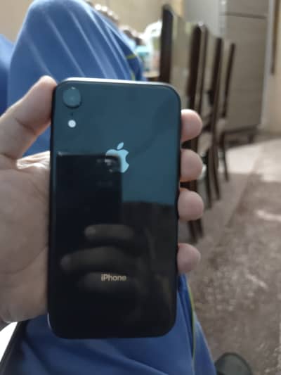 Apple iPhone XR