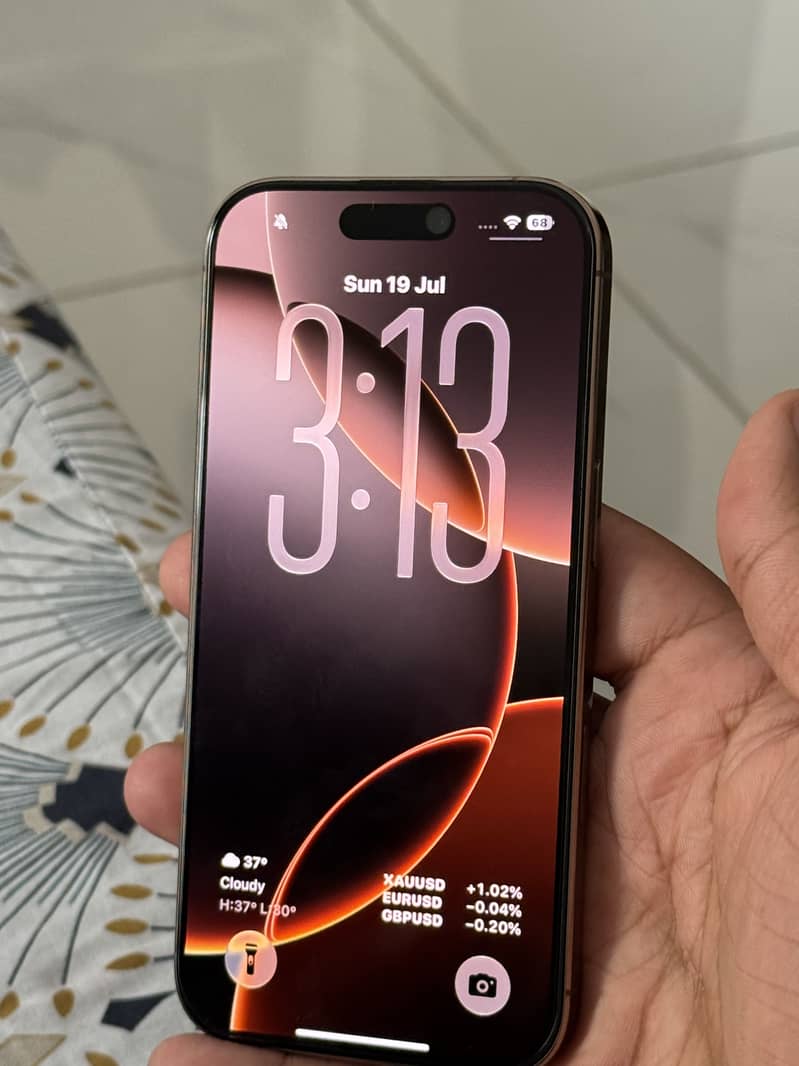 Iphone 16 pro 6