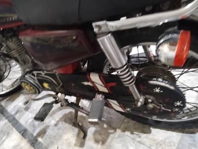 Honda 125 17b