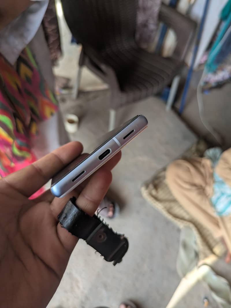 Google Pixel 7a 3