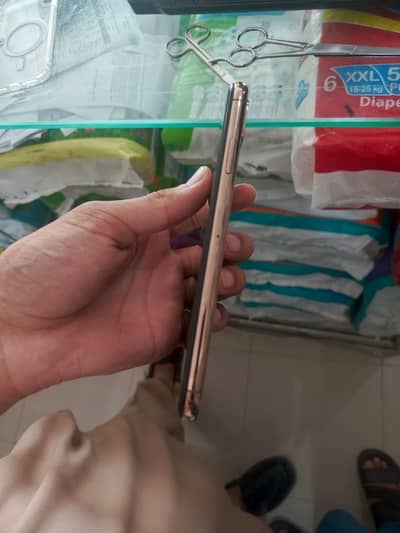 IPHONE XS MAX