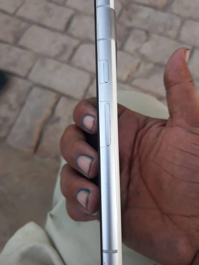 Google Pixel 7a 1