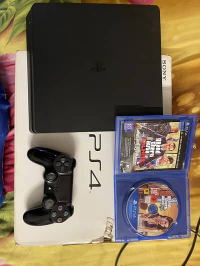 Ps4 slim 500gb slightly used very good condition non-jailbreak