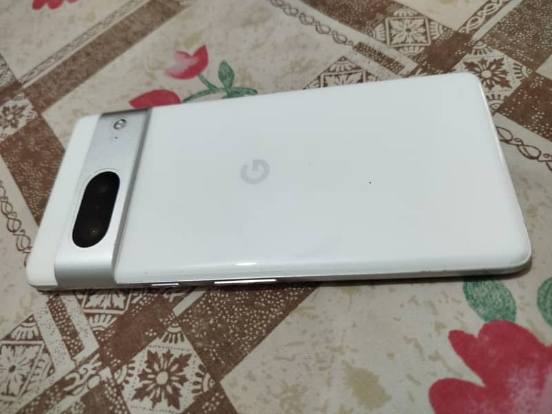 Google pixel 7 4