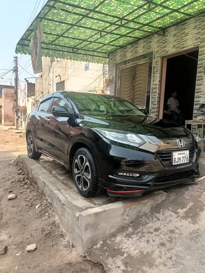 Honda Vezel 2016