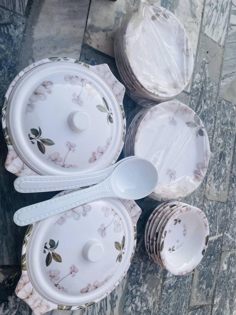 new dinner set 0