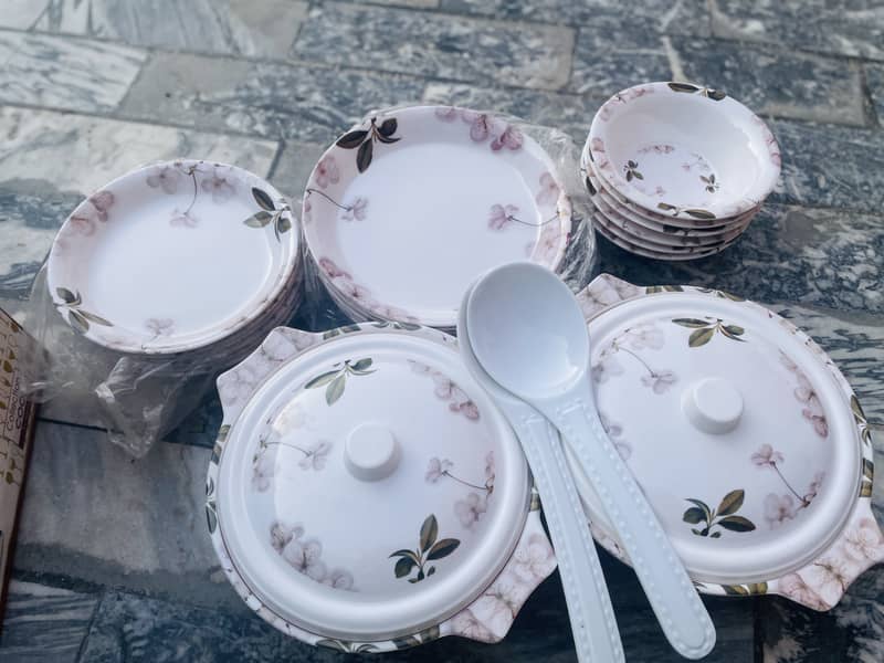 new dinner set 1