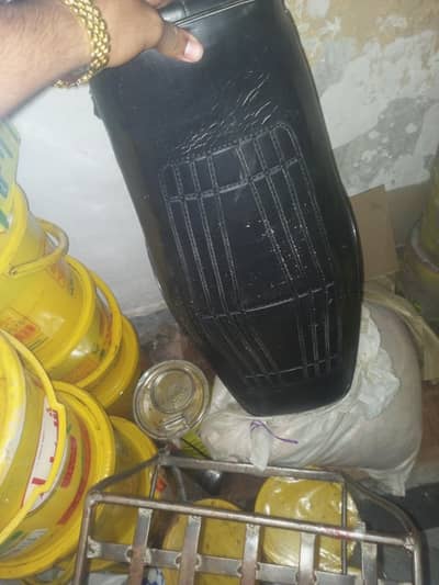 100 seat