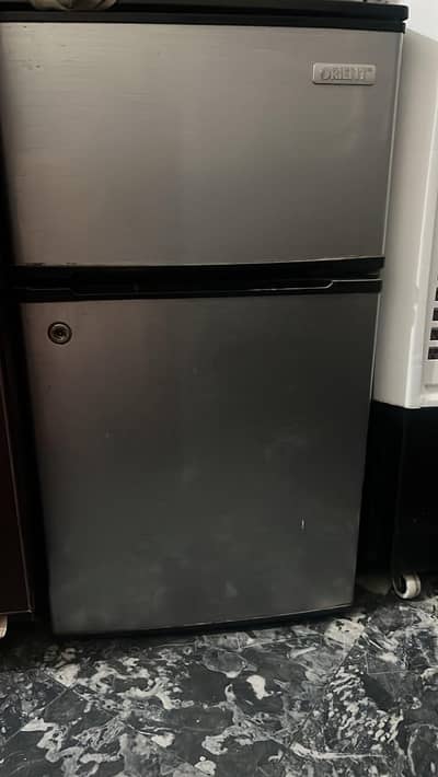 Orient 2 door refrigerator