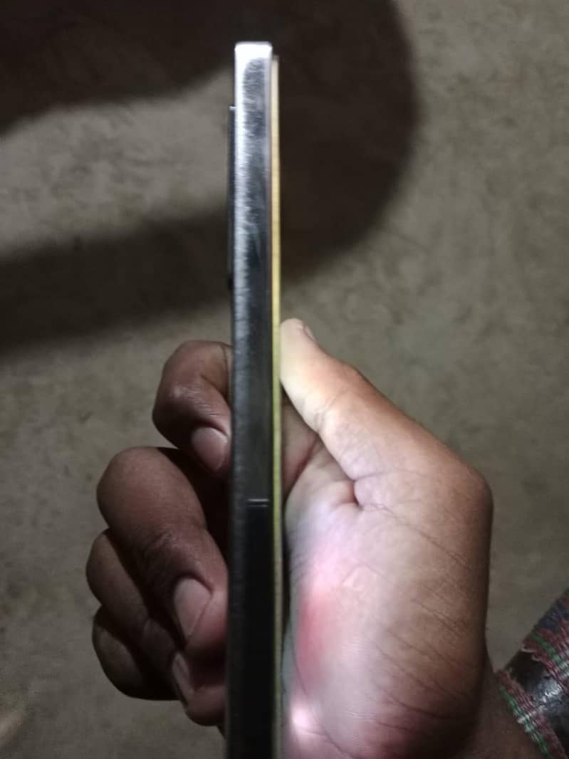 Infinix Note 40 5
