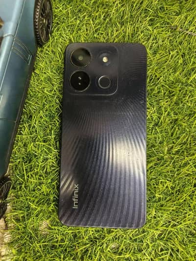 Infinix smart 7 HD