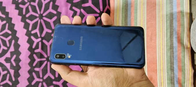 Samsung Mobile A20