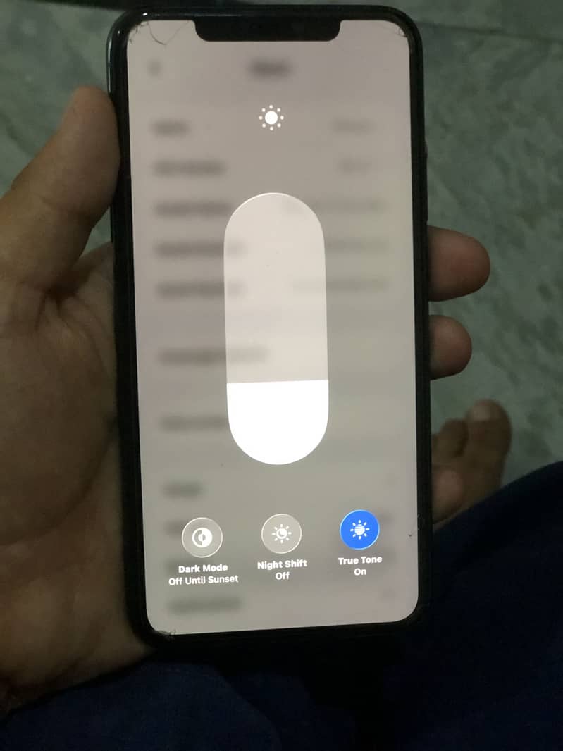 iPhone 11 Pro Max 1