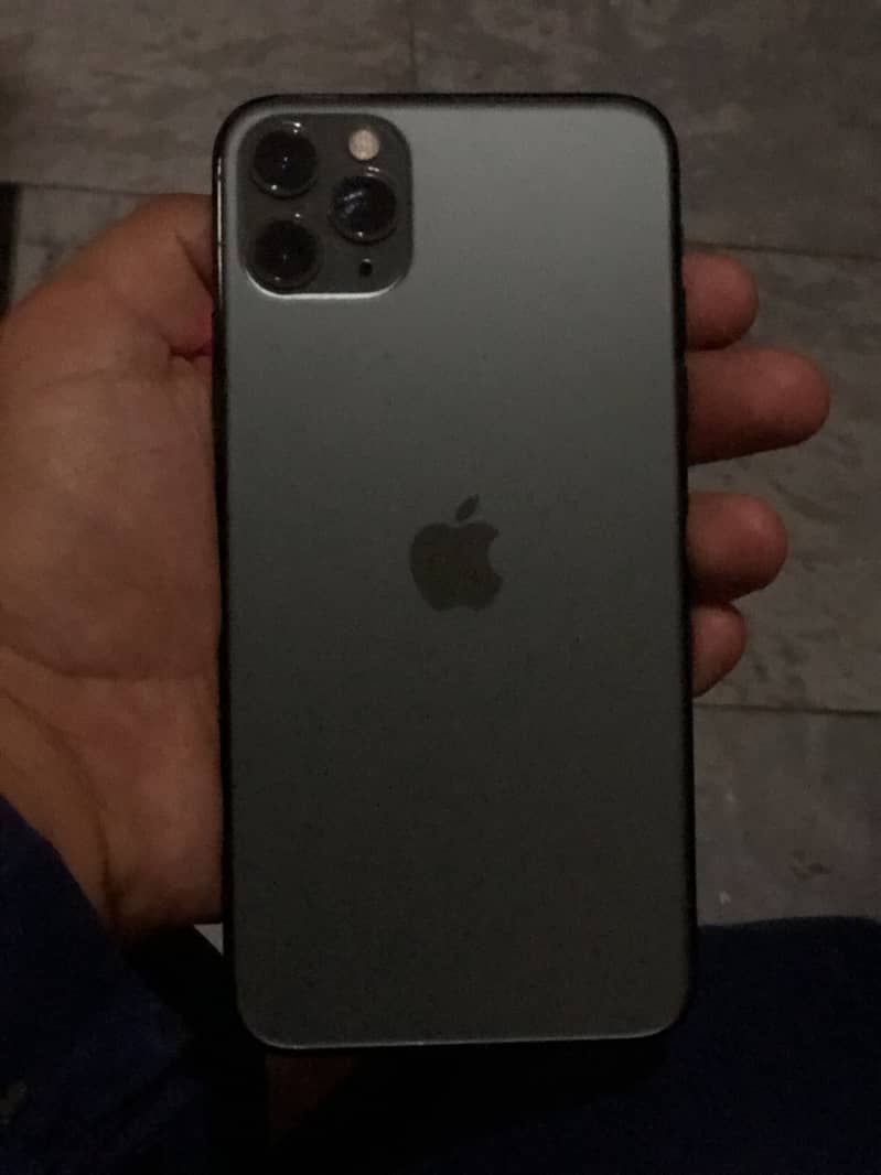 iPhone 11 Pro Max 5
