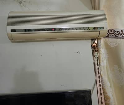 TCL 1 ton Split AC