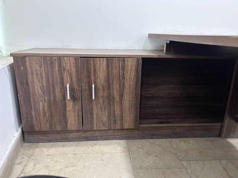 Used Executive Table 2