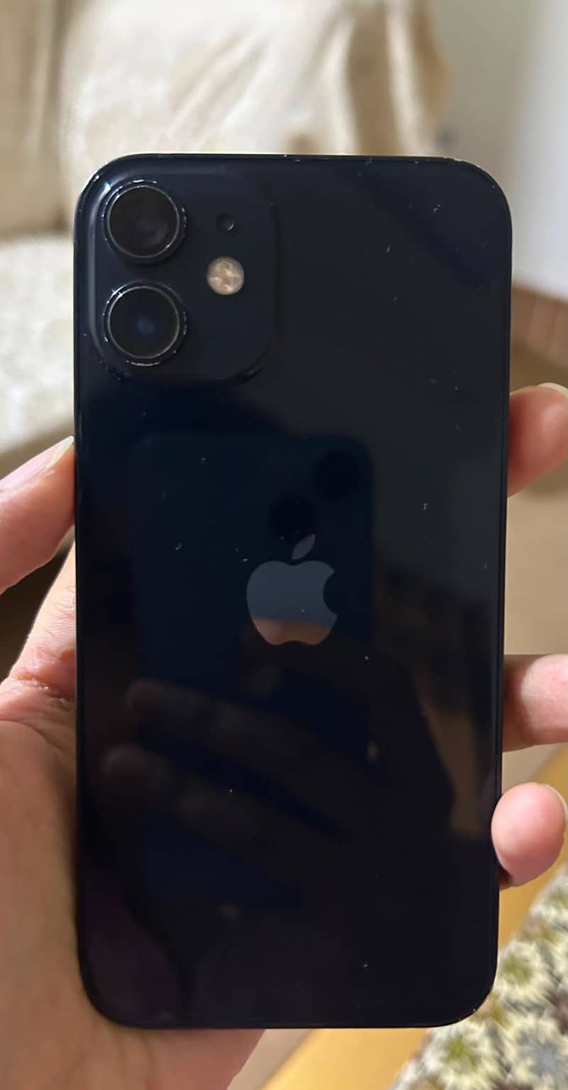 IPhone 12 mini 0