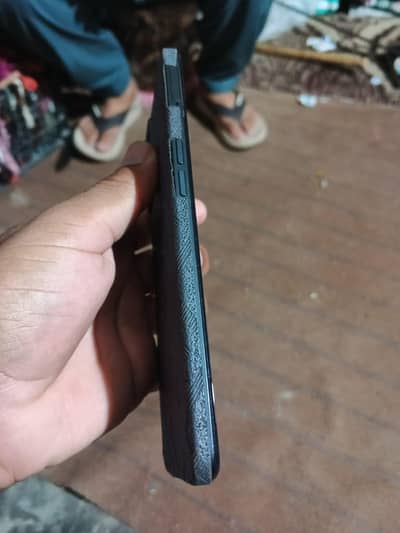 OPPO F21 Pro