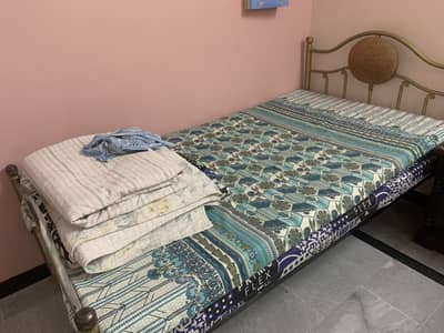2 single beds for sale in mint condtion