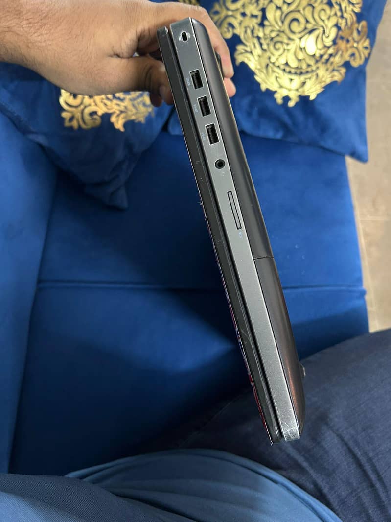 Dell precision 7710 6