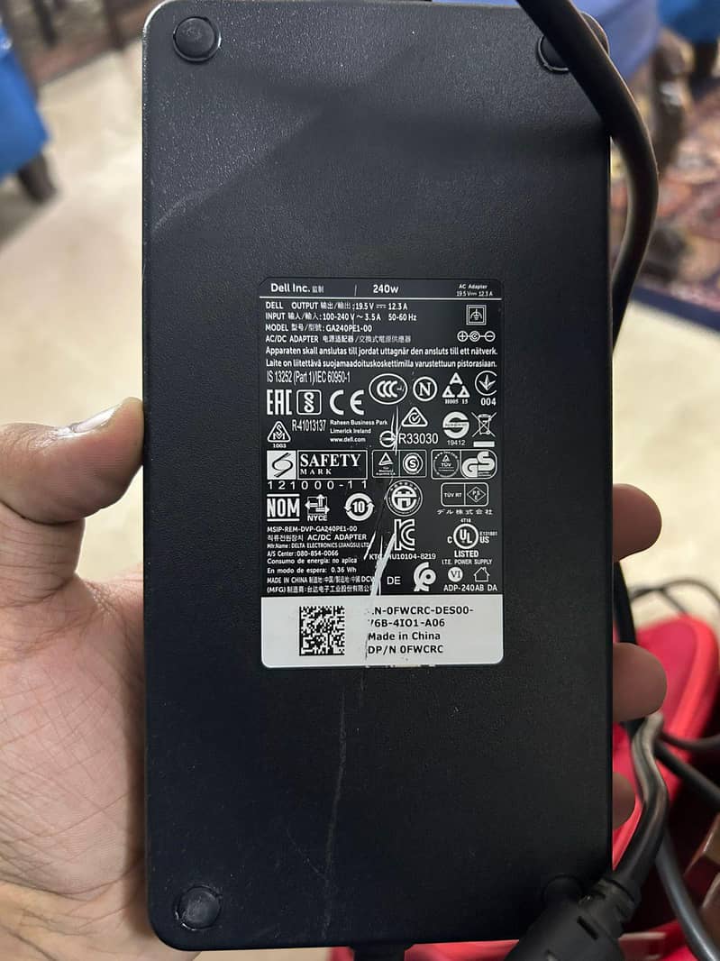 Dell precision 7710 11