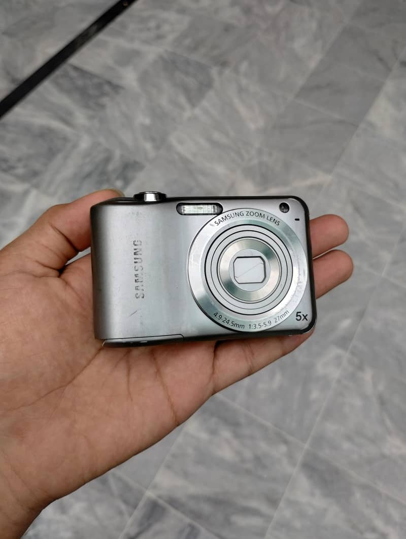 Digital Camera 1