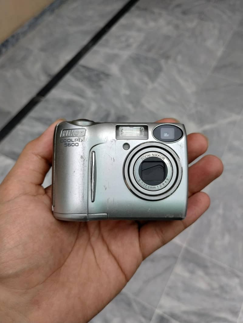 Digital Camera 5