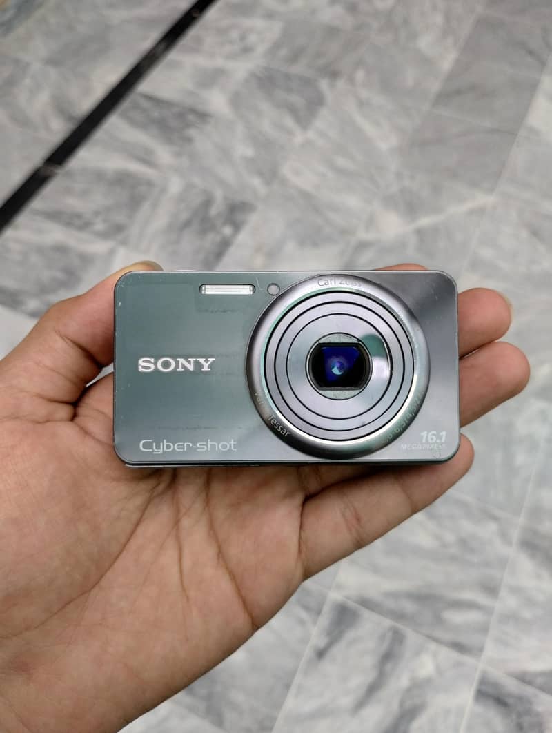 Digital Camera 7