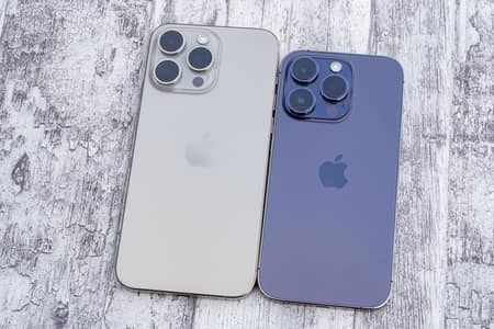 Apple iPhone 14 Pro Max and 15 pro max both are avalible