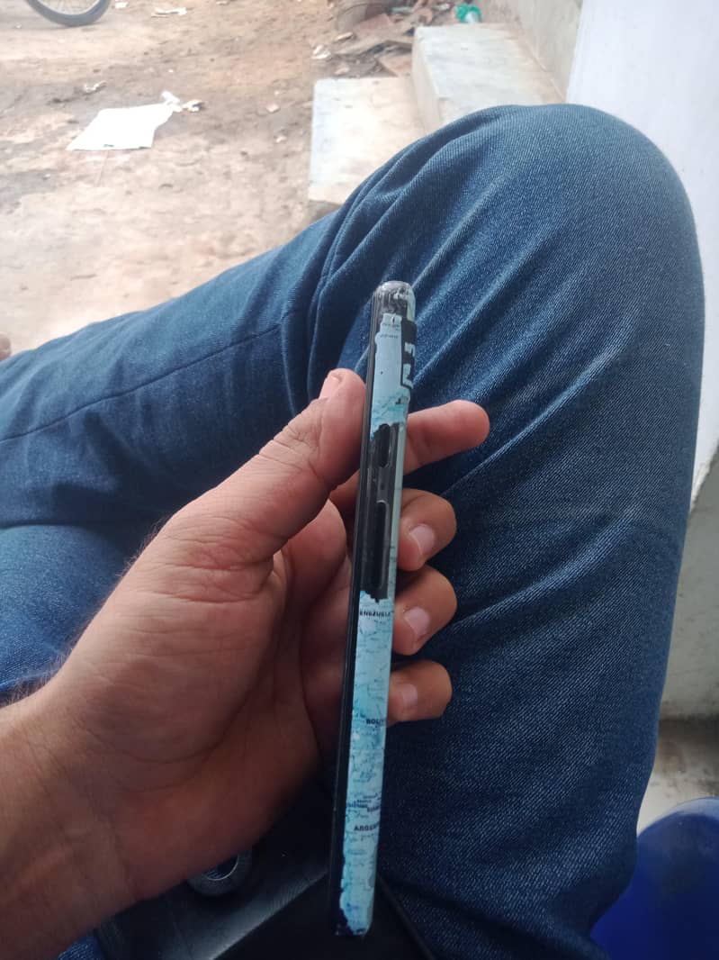 Google Pixel 6a 5