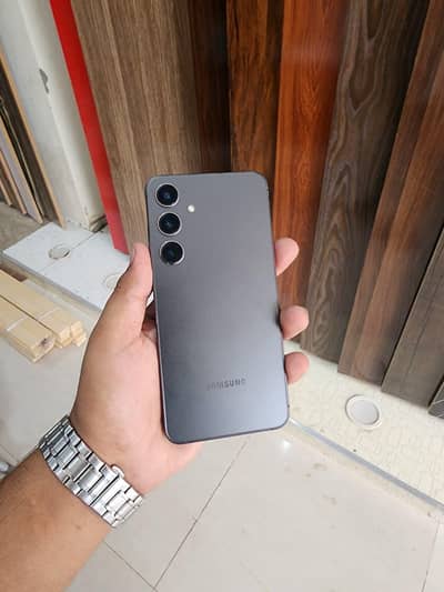 Samsung Mobile S24 Plus
