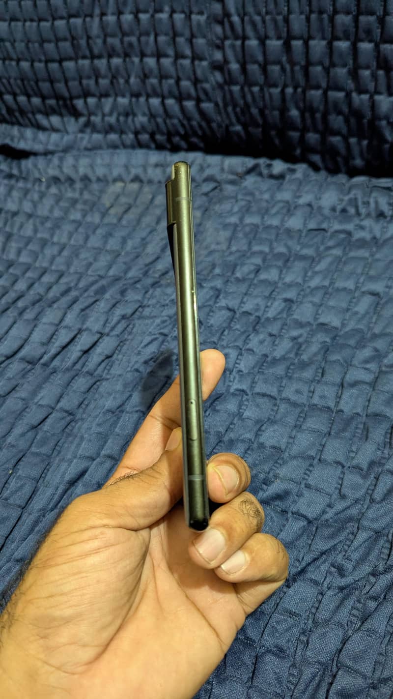 Google Pixel 6 4
