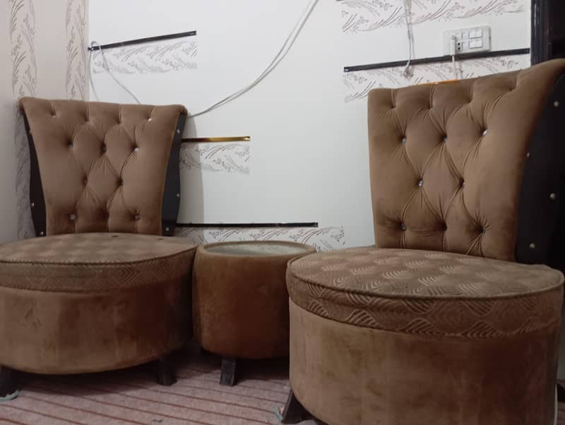 2 sofa plus table 2
