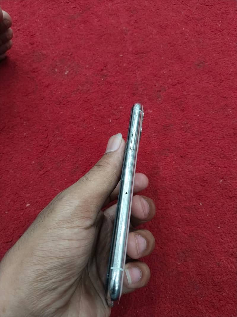 Iphone 11 Pro 4