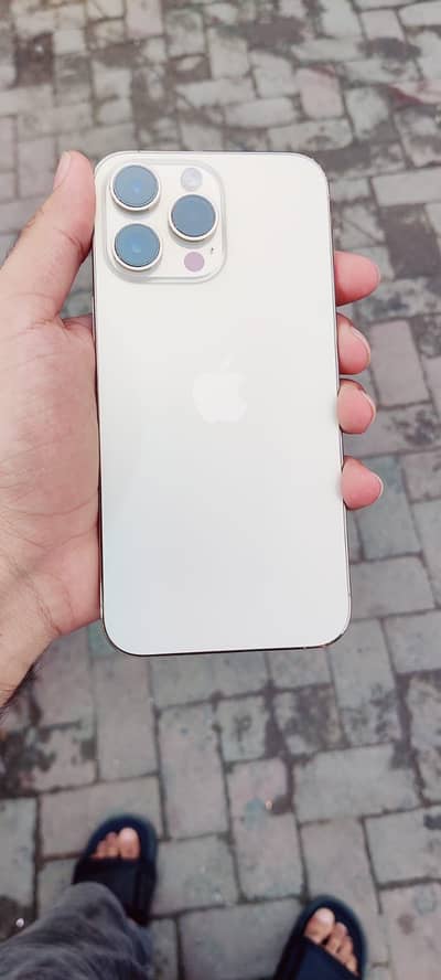 Iphone 14 pro max with box