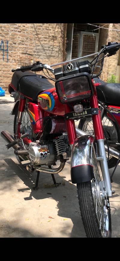 YAMAHA YB100 2004 MODEL