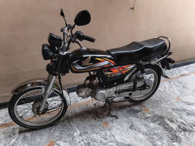 2022 model honda cd70 black