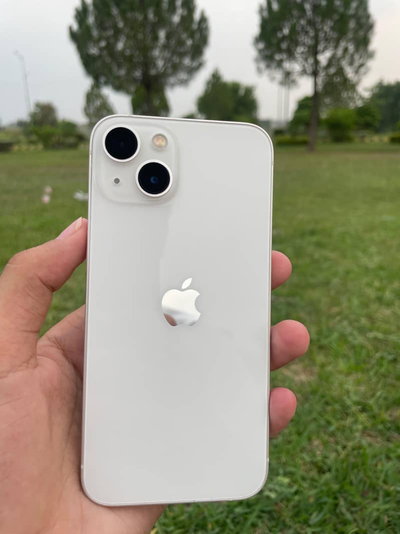Apple iPhone 13 1