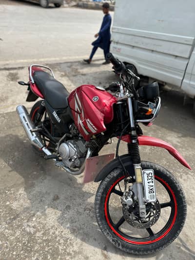 YAMAHA YBR G 2017