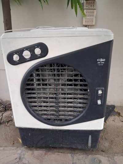 Air cooler for Sale. size big Condition 10/10 no damage. .