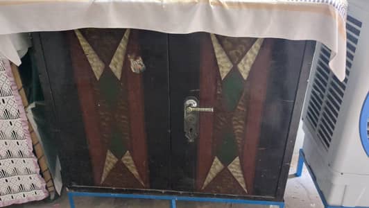 cabinet small size good condition 03121364200