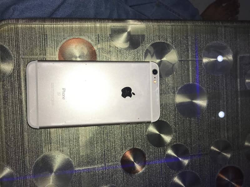 Apple iPhone 6S Plus 0