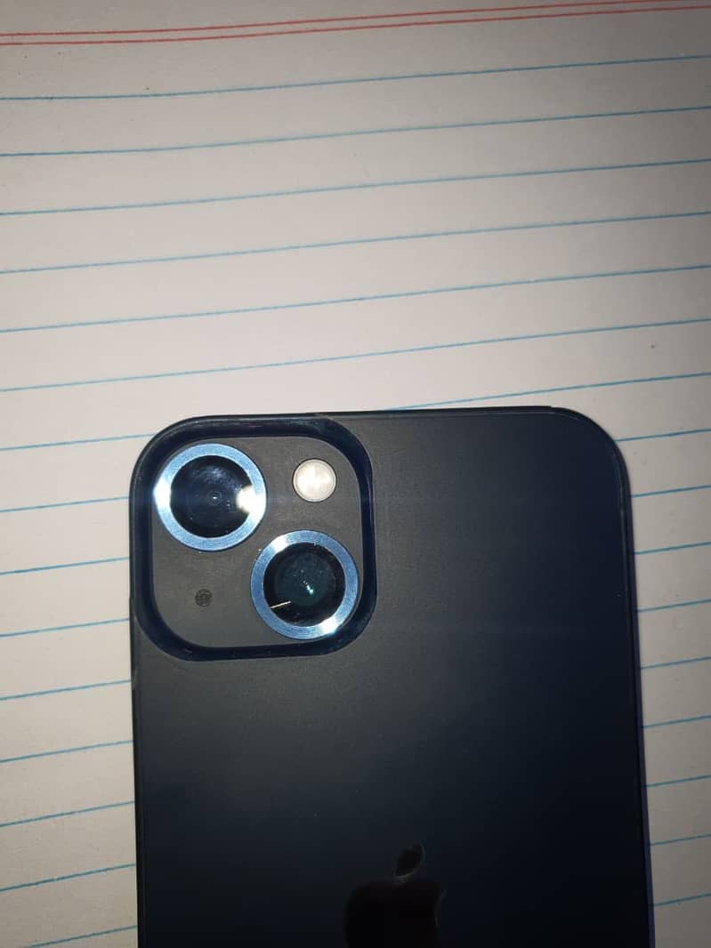 iPhone 13 3