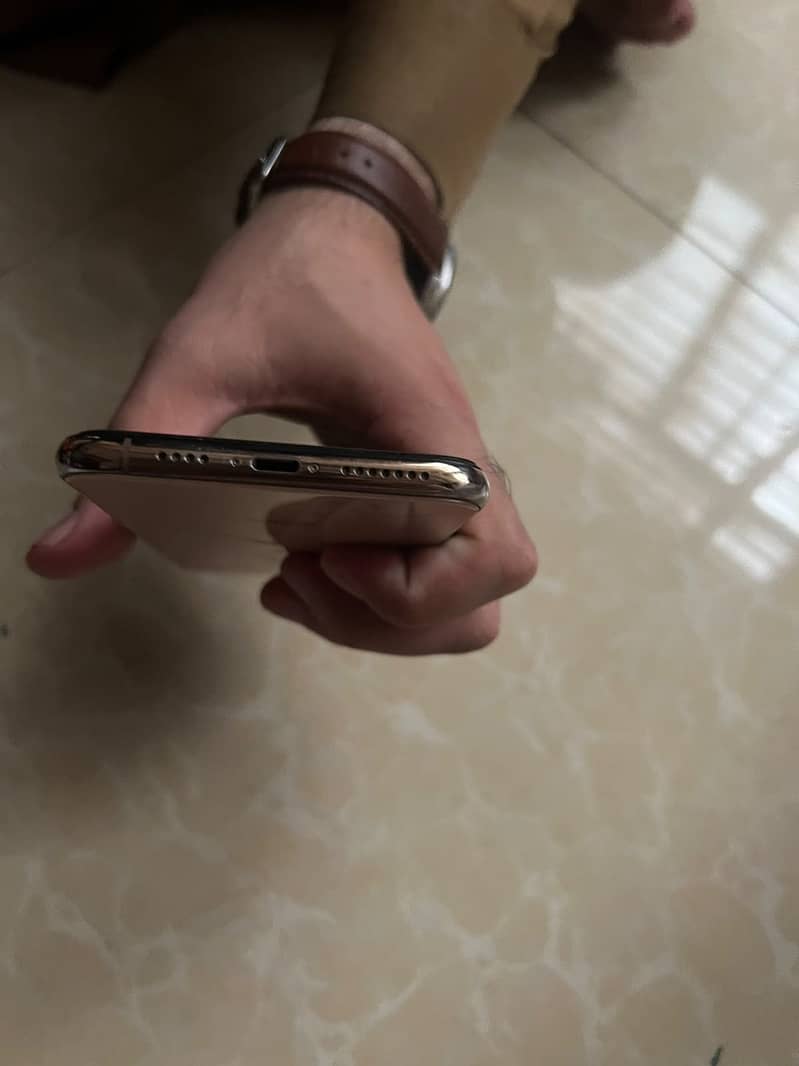 iPhone xmax 0