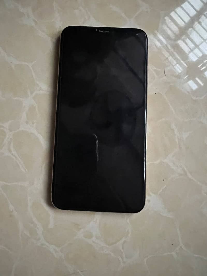 iPhone xmax 1