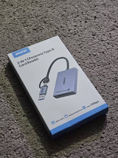 CFEXPRESS CARD READER