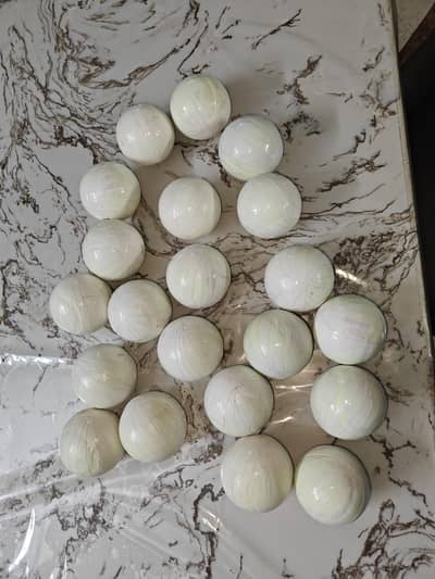 tennis balls for sale